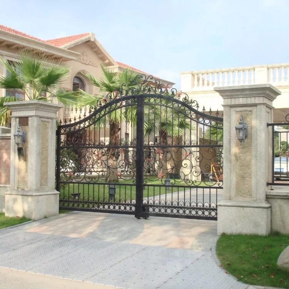 Custom driveway gates